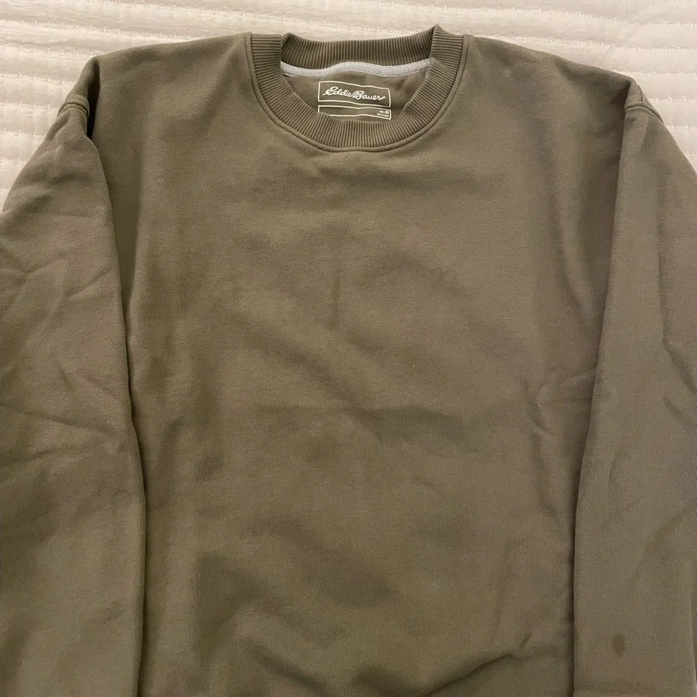 Eddie Bauer Pullover - Picture 1 of 3